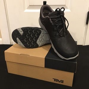 Teva Arrowood 2 waterproof hiking shoes